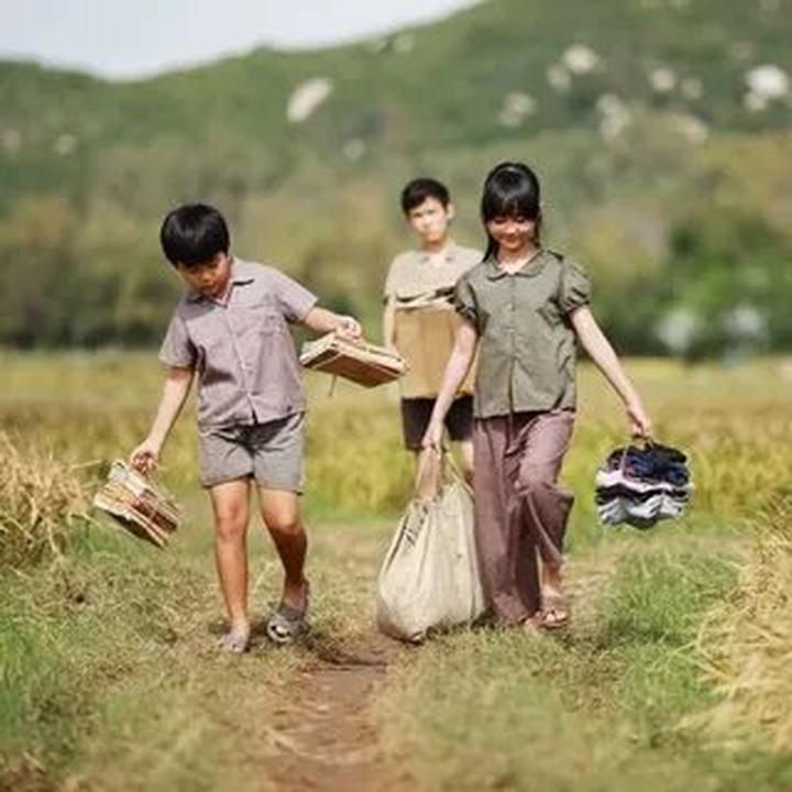 Xu hướng Chụp ảnh xinh như “nàng thơ”: Hotspot Matrix tiết lộ bí quyết video viral